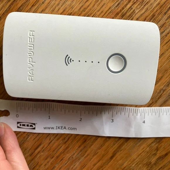 RAVPower FileHub, Travel Router AC750, Wireless SD Card
Reader - Picture 10 of 11